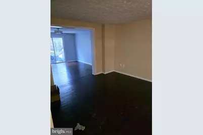 418 Shady Glen Drive, Capitol Heights, MD 20743 - Photo 3