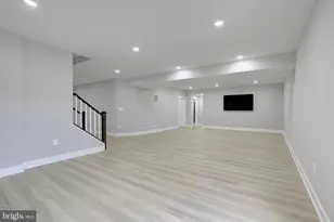 908 Midbrook Ln, Bowie, MD 20716 - Photo 69
