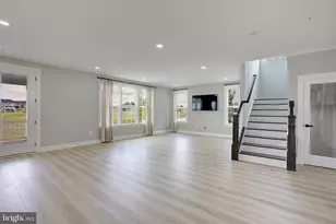 908 Midbrook Ln, Bowie, MD 20716 - Photo 17