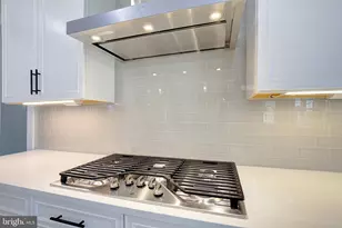 908 Midbrook Ln, Bowie, MD 20716 - Photo 35