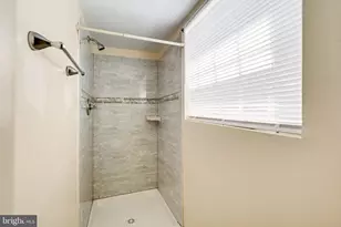 33 Bannington Dr, Upper Marlboro, MD 20774 - Photo 23