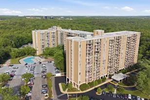6100 Westchester Park Dr, College Park, MD 20740 - Photo 3