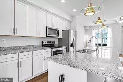 7308 Wood Pond Circle, Lanham, MD 20706 - Photo 9