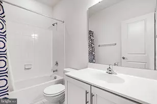 7308 Wood Pond Cir, Lanham, MD 20706 - Photo 19
