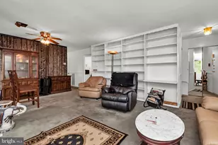 10237 Prince Pl, Upper Marlboro, MD 20774 - Photo 9