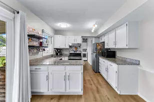 12605 Memory Ln, Bowie, MD 20715 - Photo 7
