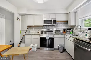 4815 Woodford Ln, Upper Marlboro, MD 20772 - Photo 17
