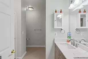13220 Fox Bow Dr, Upper Marlboro, MD 20774 - Photo 7