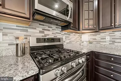 9810 Smithview Place, Lanham, MD 20706 - Photo 5