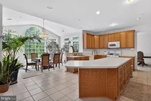 7305 Wellbrook Ct, Laurel, MD 20707 - Photo 3