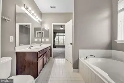 5502 Capital Gateway Drive #418, Suitland, MD 20746 - Photo 13