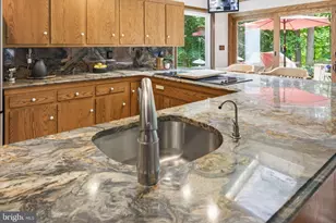 8404 Hollow Tree Ln, Upper Marlboro, MD 20772 - Photo 21