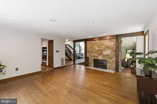8404 Hollow Tree Ln, Upper Marlboro, MD 20772 - Photo 17