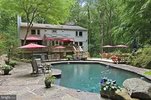 8404 Hollow Tree Ln, Upper Marlboro, MD 20772 - Photo 3