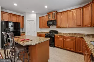 4211 Talmadge Cir, Suitland, MD 20746 - Photo 23
