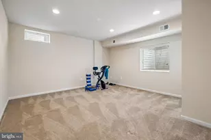 4211 Talmadge Cir, Suitland, MD 20746 - Photo 21