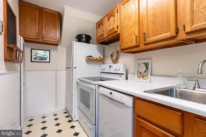 62 Ridge Road, Greenbelt, MD 20770 - Photo 7