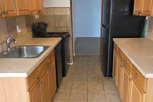 7728 Hanover Pkwy, Greenbelt, MD 20770 - Photo 9