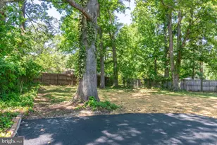 9208 Lanham Severn Rd, Lanham, MD 20706 - Photo 3