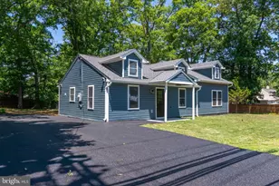 9208 Lanham Severn Rd, Lanham, MD 20706 - Photo 1