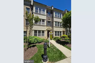 603 Sprintsail Way #65, National Harbor, MD 20745 - Photo 3