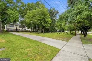 6111 Suitland Rd, Suitland, MD 20746 - Photo 39