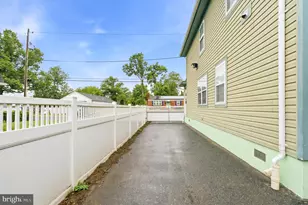 3930 Allison St, North Brentwood, MD 20722 - Photo 37
