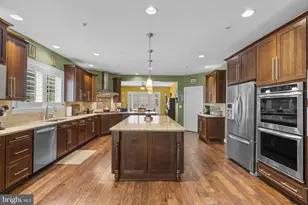 7239 Windsor Ln, Hyattsville, MD 20782 - Photo 15