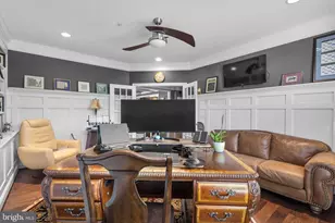 7239 Windsor Ln, Hyattsville, MD 20782 - Photo 9