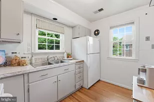 5014 Hollywood Rd, College Park, MD 20740 - Photo 11