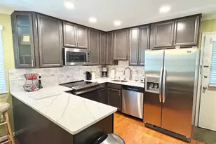 5218 Kenstan Dr, Temple Hills, MD 20748 - Photo 1