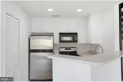 15620 Everglade Lane #401, Bowie, MD 20716 - Photo 3