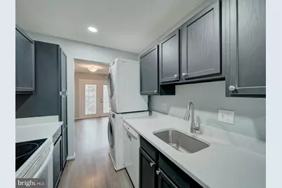 2048 N Anvil Lane, Temple Hills, MD 20748 - Photo 15