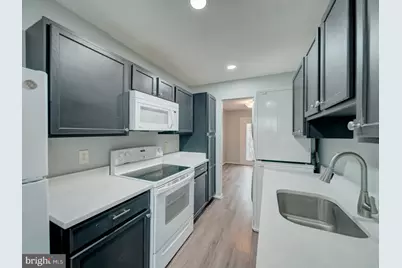 2048 N Anvil Lane, Temple Hills, MD 20748 - Photo 13
