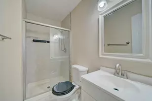2048 N Anvil Ln, Temple Hills, MD 20748 - Photo 25