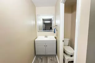 8028 Sandy Spring Rd, Laurel, MD 20707 - Photo 19