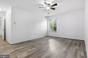 7818 Hanover Pkwy, Greenbelt, MD 20770 - Photo 17