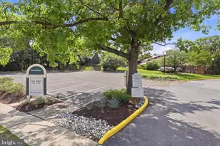 7818 Hanover Pkwy, Greenbelt, MD 20770 - Photo 29