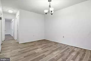 7818 Hanover Pkwy, Greenbelt, MD 20770 - Photo 9