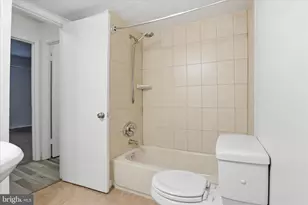7818 Hanover Pkwy, Greenbelt, MD 20770 - Photo 25