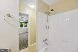 4922 Wealding Way, Oxon Hill, MD 20745 - Photo 17