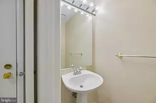 4922 Wealding Way, Oxon Hill, MD 20745 - Photo 5