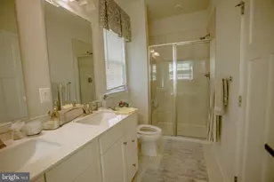 8210 Goldstone Ct, Hyattsville, MD 20785 - Photo 27