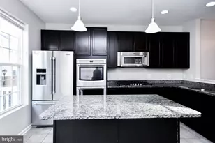 9553 Weshurst Ln, Upper Marlboro, MD 20774 - Photo 7