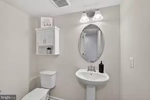 15515 Sunningdale Pl, Upper Marlboro, MD 20774 - Photo 9