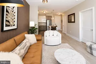 145 Riverhaven Dr, Oxon Hill, MD 20745 - Photo 9