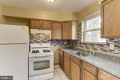 1925 Addison Road S, District Heights, MD 20747 - Photo 7