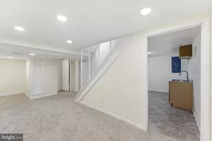 6922 Emerson St, Hyattsville, MD 20784 - Photo 17