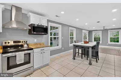 6212 Quebec Place, College Park, MD 20740 - Photo 9