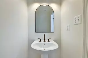 3122 Brinkley Station Dr, Temple Hills, MD 20748 - Photo 15